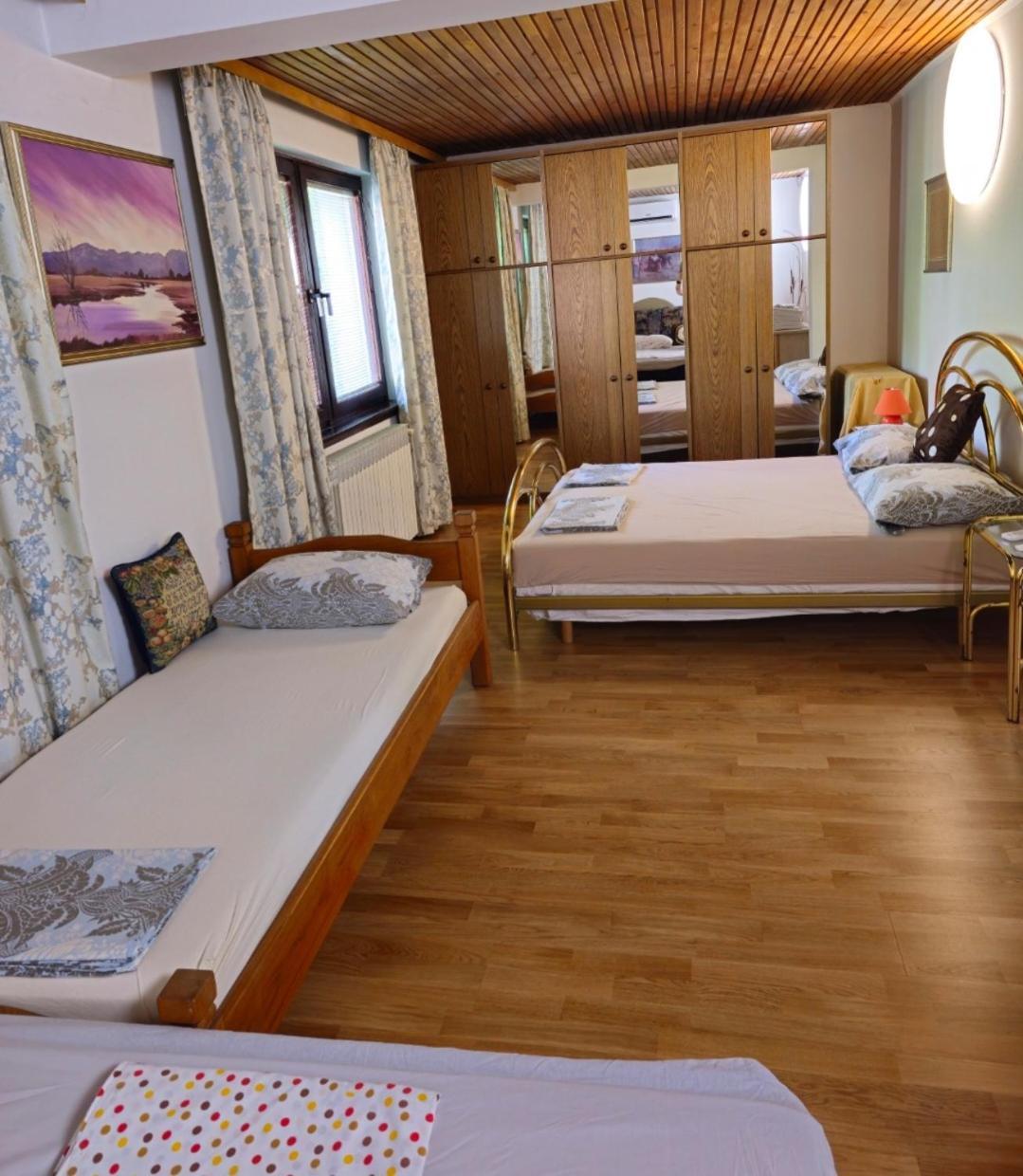 Peaceful Vacation Villa & Garden Saraievo Exterior foto