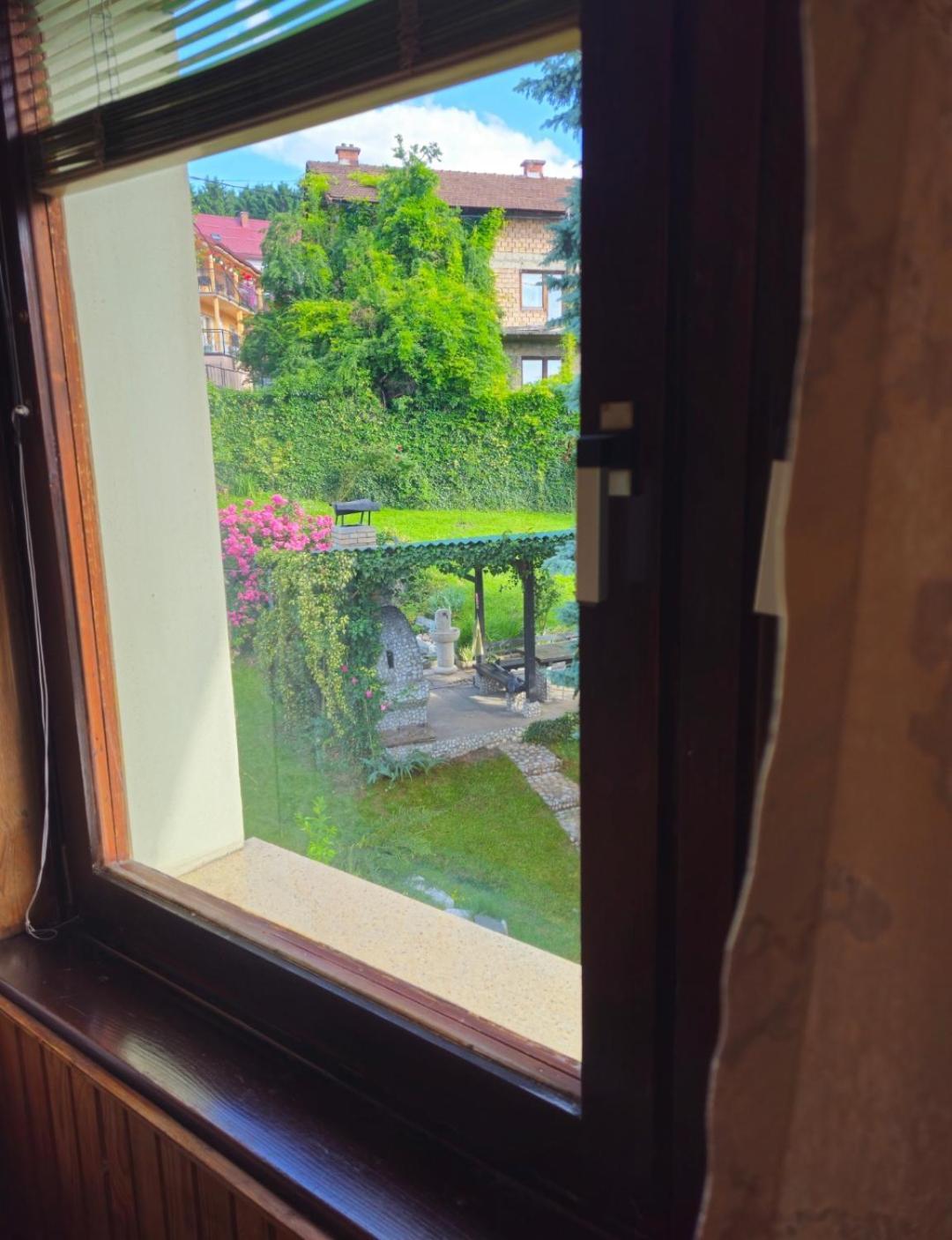 Peaceful Vacation Villa & Garden Saraievo Exterior foto